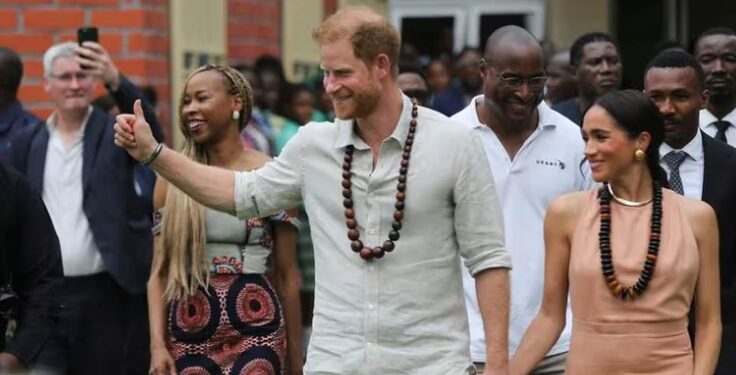 El príncipe Harry y Meghan Markle (REUTERSAkintunde Akinleye).